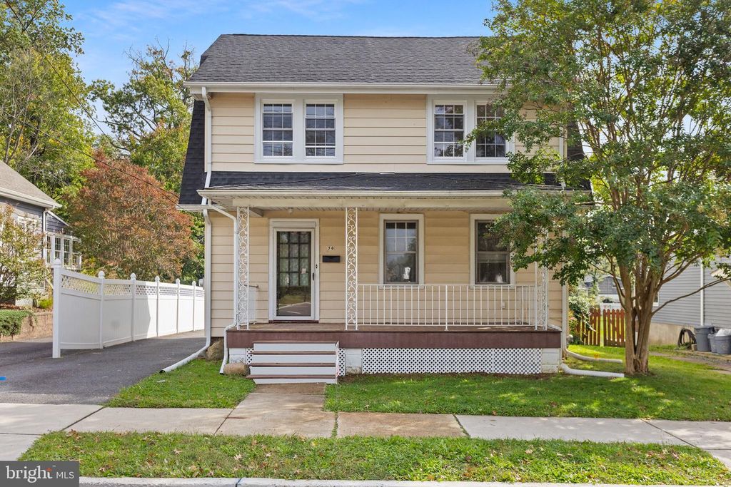 58 E UNION ST, Bordentown, NJ 08505