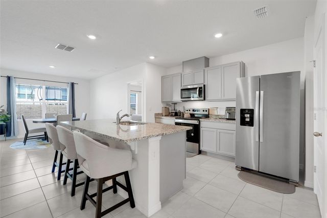 11400 AMBER RIDGE DRIVE, Zellwood, FL 32798