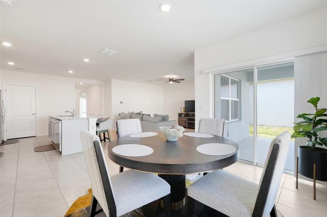 11400 AMBER RIDGE DRIVE, Zellwood, FL 32798