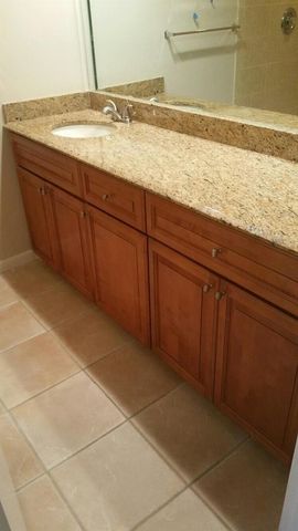 102 Heritage Way, West Palm Beach, FL 33407