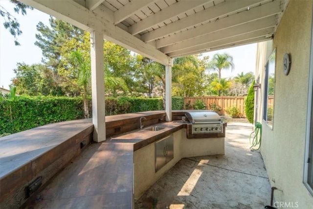 31853 Via Tafalla, Temecula, CA 92592