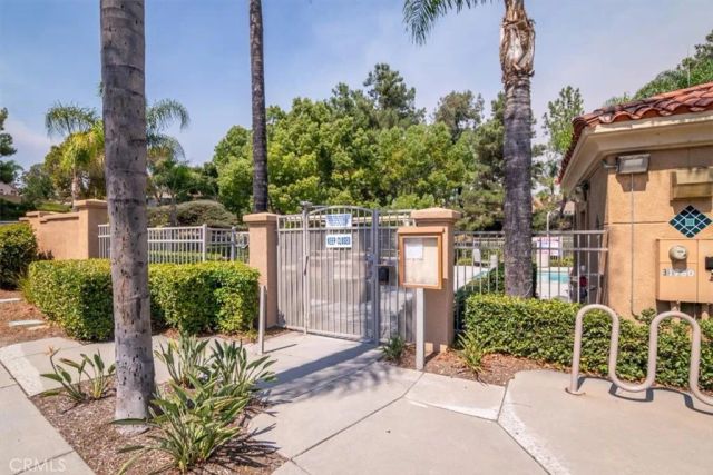 31853 Via Tafalla, Temecula, CA 92592