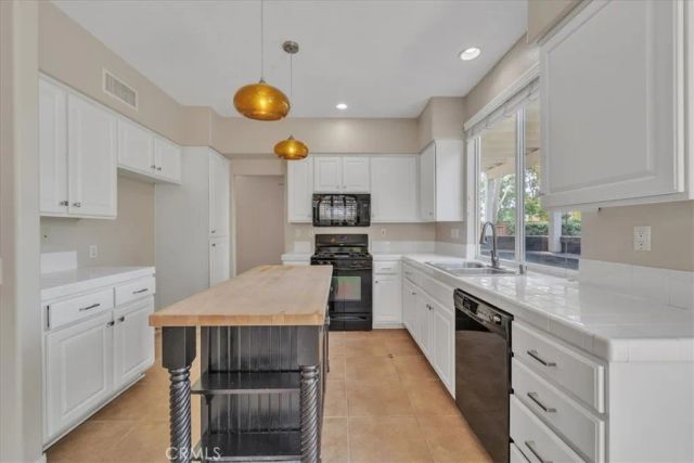 31853 Via Tafalla, Temecula, CA 92592