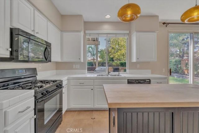 31853 Via Tafalla, Temecula, CA 92592