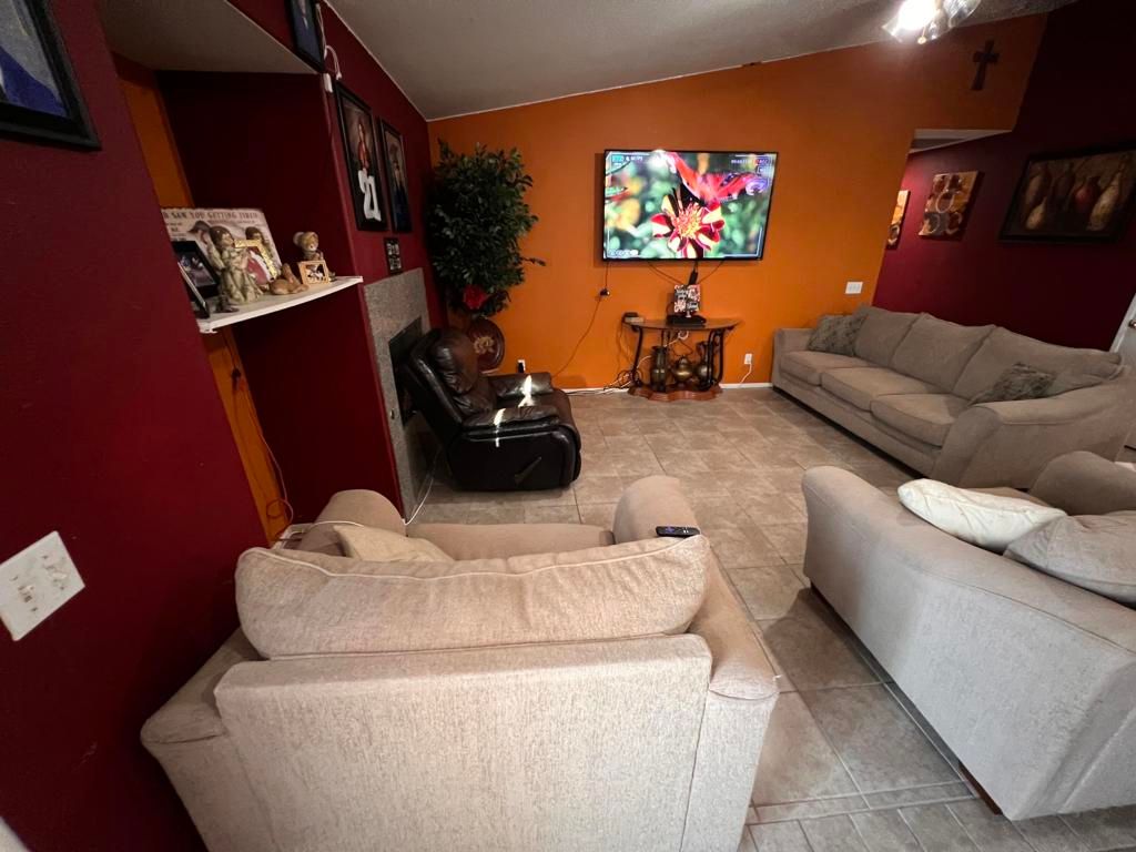 Image 11 of property listing at 1276 Nile Drive, Thermal, CA 92274