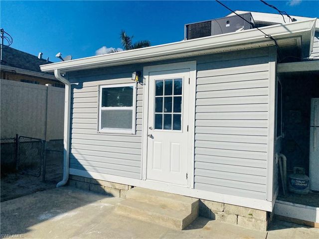 151 7th ST, Naples, FL 34113