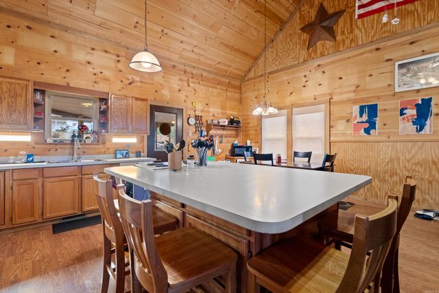 123 Southshore Drive, Hot Springs National Park, AR 71913