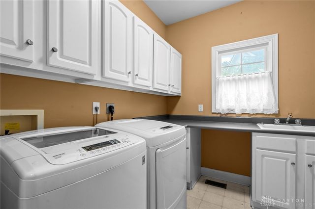161 Wynstone Court, Beavercreek Twp, OH 45385