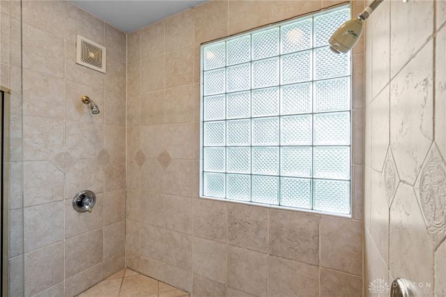 161 Wynstone Court, Beavercreek Twp, OH 45385