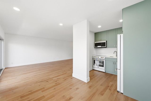 1201 S Riverside Drive 306, Pompano Beach, FL 33062