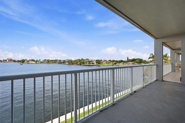 1201 S Riverside Drive 306, Pompano Beach, FL 33062