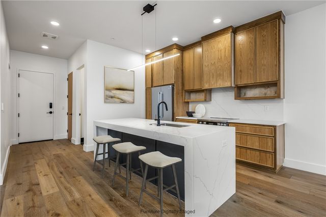905 SE 4th Street 116, Bentonville, AR 72712