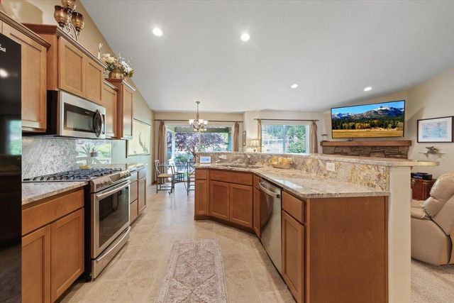 9107 N Sundance Dr, Spokane, WA 99208