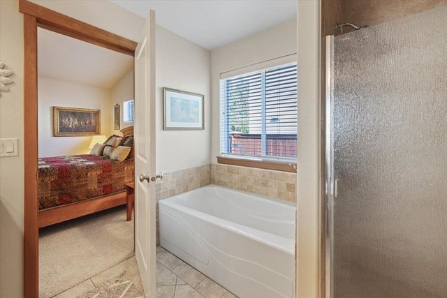 9107 N Sundance Dr, Spokane, WA 99208