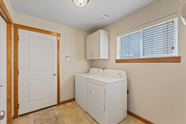 9107 N Sundance Dr, Spokane, WA 99208