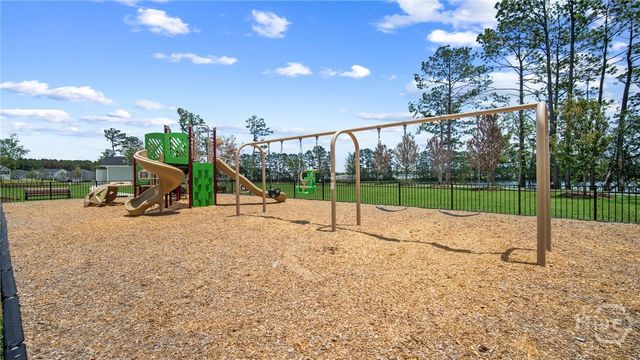 32 Bardwell Way, Port Wentworth, GA 31407