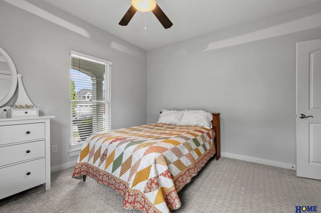 6735 NW 3rd Street, Lincoln, NE 68521