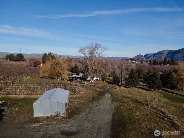 223 Old Riverside Hwy, Omak, WA 98841