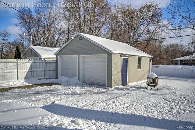 539 Fowler Street, Howell, MI 48843