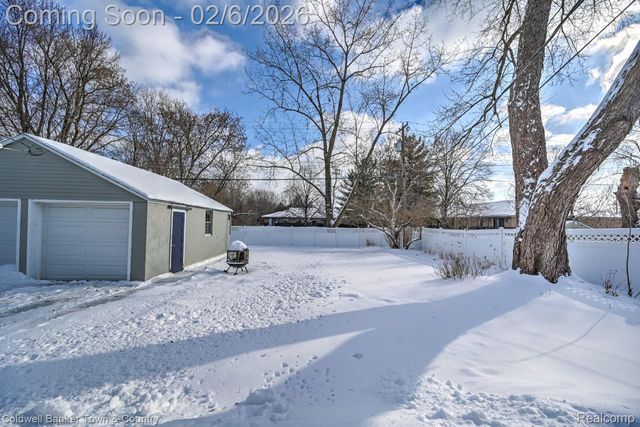 539 Fowler Street, Howell, MI 48843