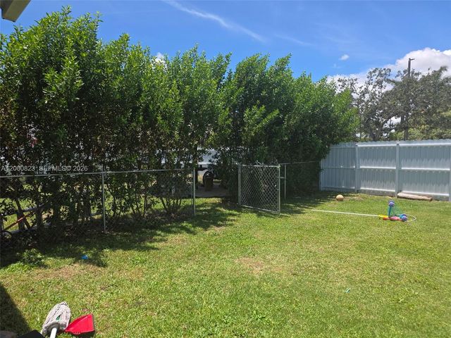 28704 SW 147th Pl, Homestead, FL 33033