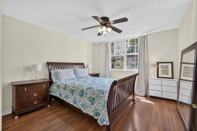 1801 N FLAGLER Drive 429, West Palm Beach, FL 33407