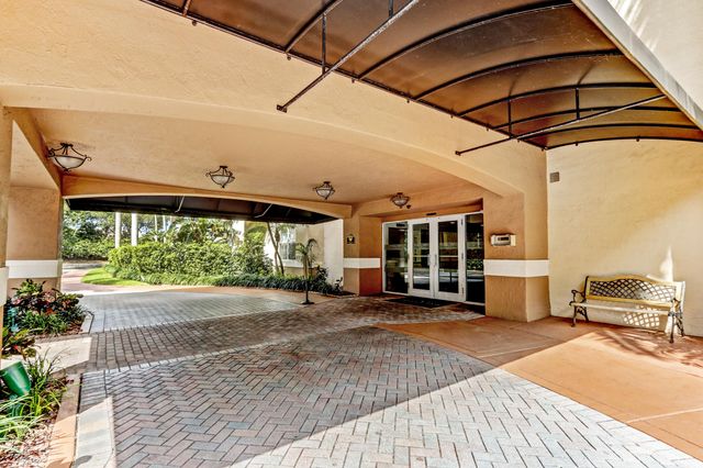 1801 N FLAGLER Drive 429, West Palm Beach, FL 33407