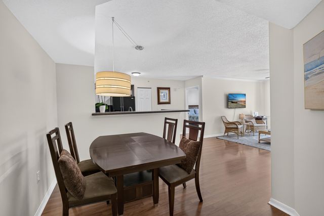 1801 N FLAGLER Drive 429, West Palm Beach, FL 33407