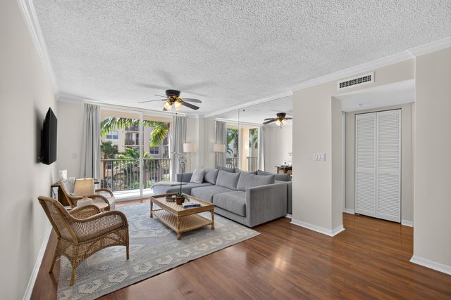 1801 N FLAGLER Drive 429, West Palm Beach, FL 33407