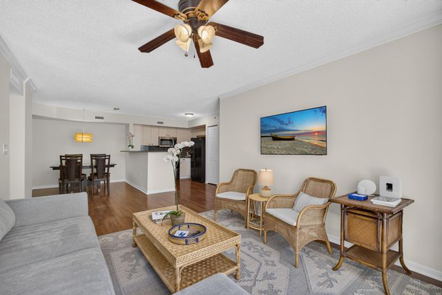 1801 N FLAGLER Drive 429, West Palm Beach, FL 33407