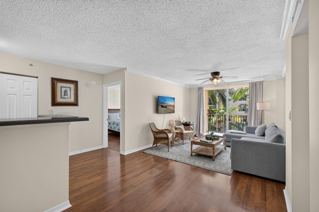1801 N FLAGLER Drive 429, West Palm Beach, FL 33407