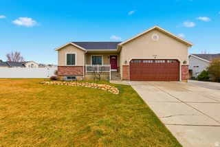 2555 W 3900 S, Roy, UT 84067