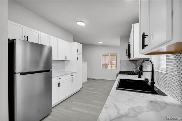 1160 S Van Vleet Road, Swartz Creek, MI 48473