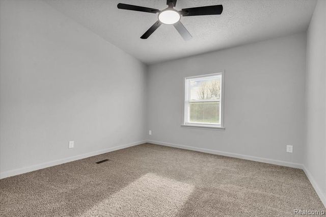 1160 S Van Vleet Road, Swartz Creek, MI 48473