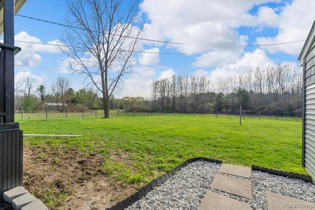 1160 S Van Vleet Road, Swartz Creek, MI 48473