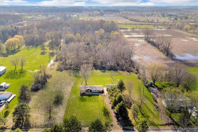 1160 S Van Vleet Road, Swartz Creek, MI 48473