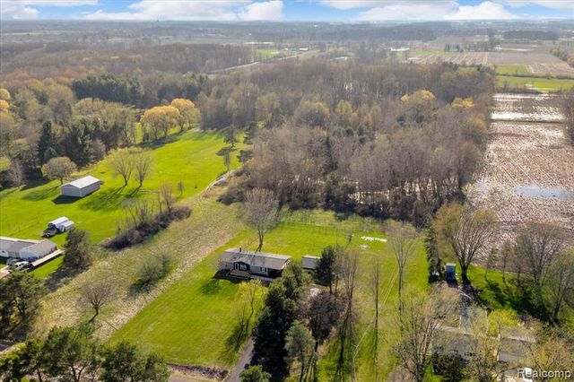 1160 S Van Vleet Road, Swartz Creek, MI 48473