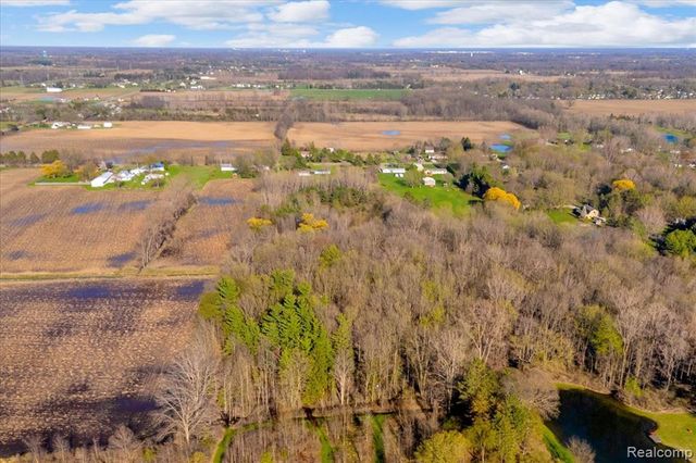 1160 S Van Vleet Road, Swartz Creek, MI 48473