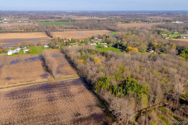 1160 S Van Vleet Road, Swartz Creek, MI 48473