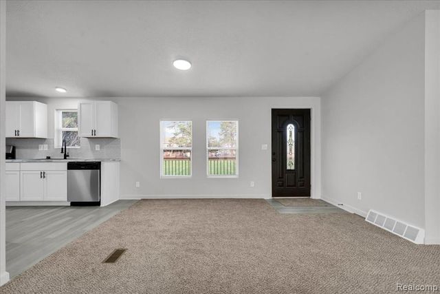 1160 S Van Vleet Road, Swartz Creek, MI 48473