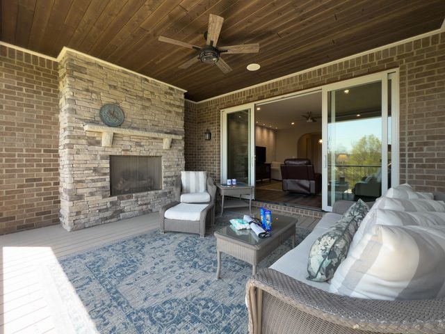 996 Mccarron Lane, Union, KY 41091