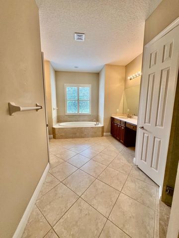 243 SE Ethan Terrace, Stuart, FL 34997