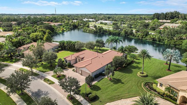 243 SE Ethan Terrace, Stuart, FL 34997