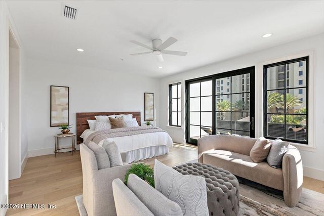 1312 1ST Street N, Jacksonville Beach, FL 32250