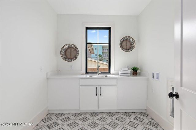 1312 1ST Street N, Jacksonville Beach, FL 32250