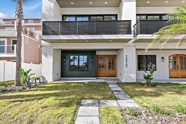 1312 1ST Street N, Jacksonville Beach, FL 32250