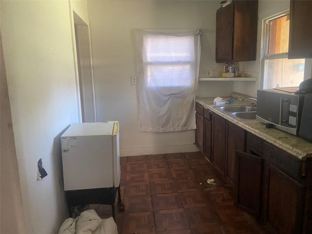 7205 S Hall Street, Houston, TX 77028