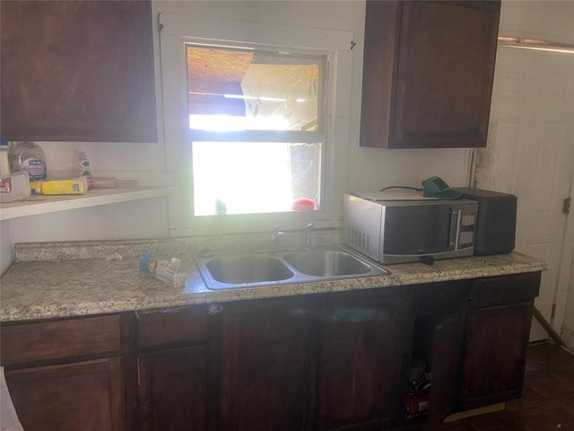 7205 S Hall Street, Houston, TX 77028