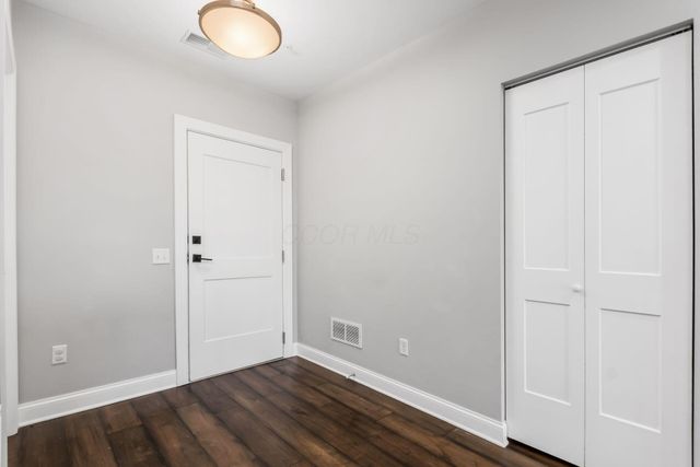 5339 Highpointe Lakes Drive, 403, Westerville, OH 43081