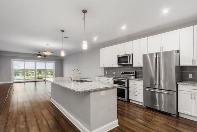 5339 Highpointe Lakes Drive, 403, Westerville, OH 43081